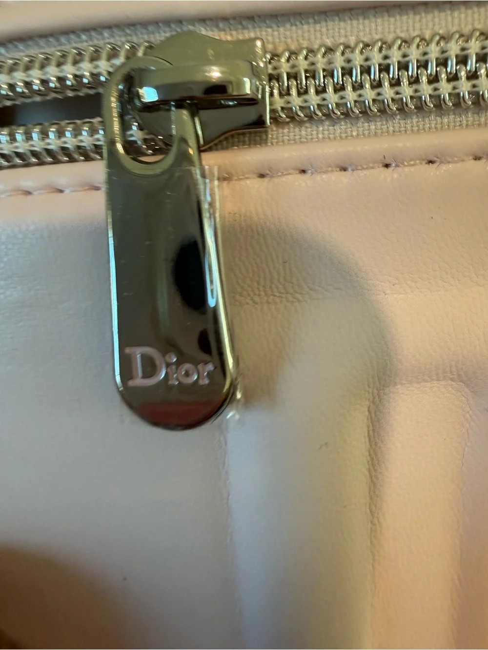 Dior Beauty Pink Embossed Logo Cosmetic Pouch Makeup Bag w/ Original Box